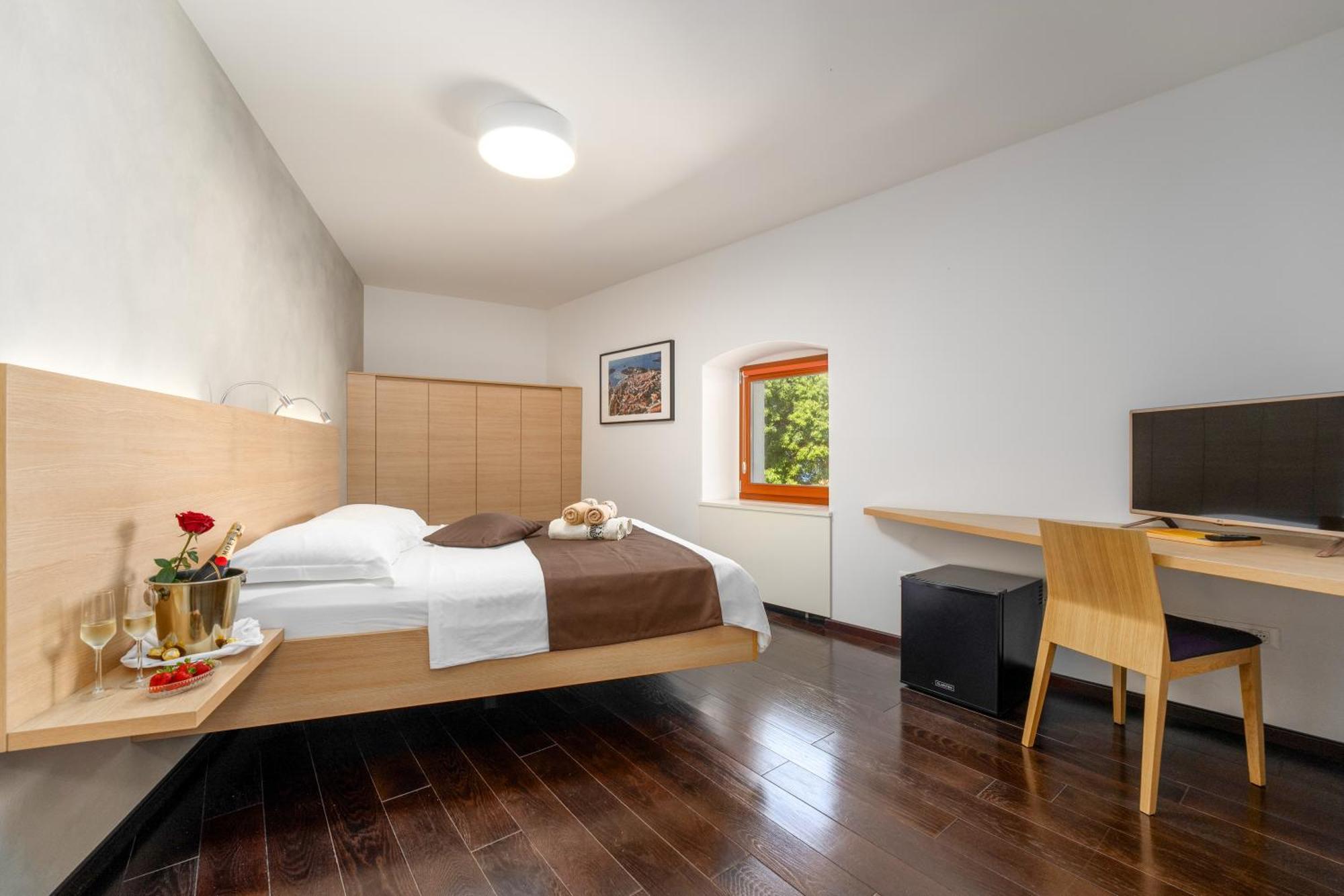 Hotel Boutique Wrungel Vrsar Exteriér fotografie